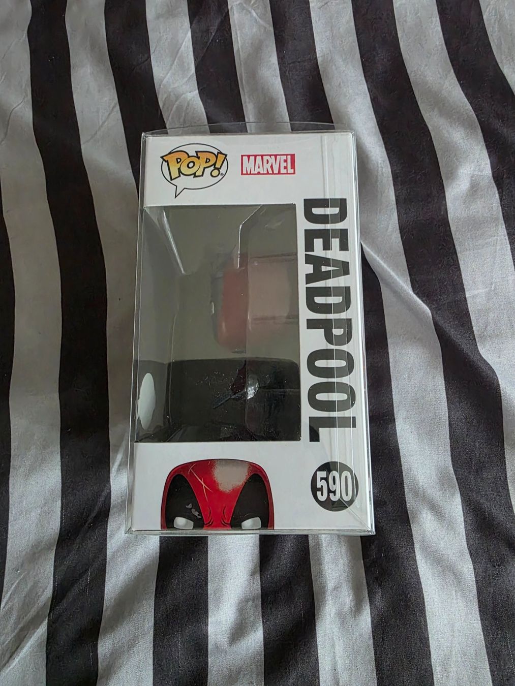 Funko Statuette: Funko Pop Deadpool Marvel 80th Metallic Special Edition – Nuovo (secondo la descrizione) da Zürich venduto da Sams_FunkoandComics_ 3