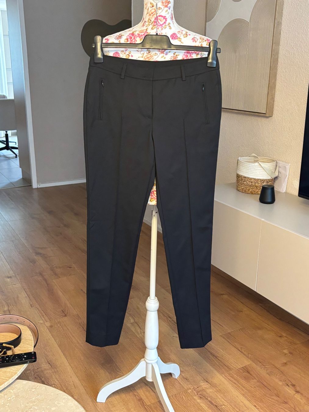Akris Pantalons: Akris  Zigaretten Hose Baumwolle – D'occasion à St. Margrethen SG par dijanaO 6