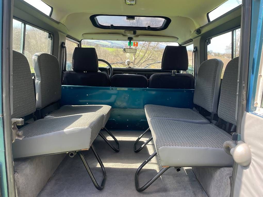 Automobili: Land Rover Defender 90 7 Sitze – Usato da Stallikon venduto da Nemberch2000 4