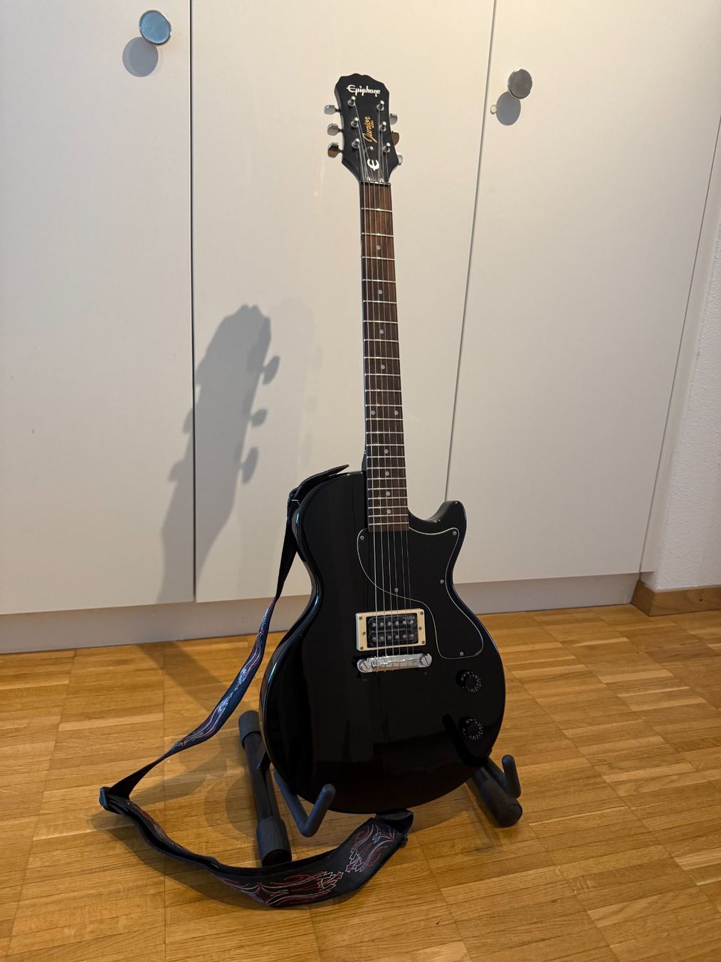 Epiphone Strumenti musicali: Gibson Epiphone Junior Electric Guitar – Usato da Gland venduto da bfranck 1