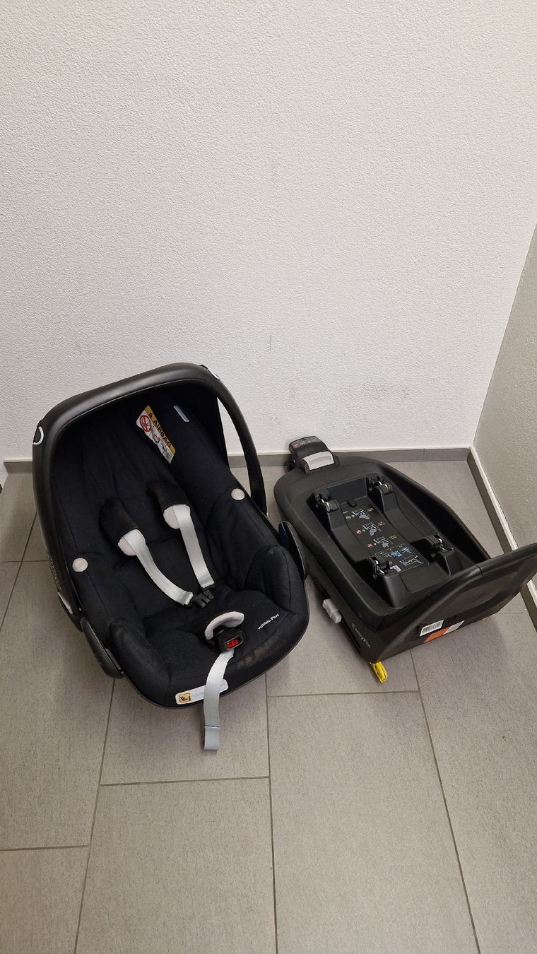Maxi-Cosi Sièges auto: Maxi Cosi Pebble Plus mit Isofix – D'occasion à Rüti ZH par Dominik333 2
