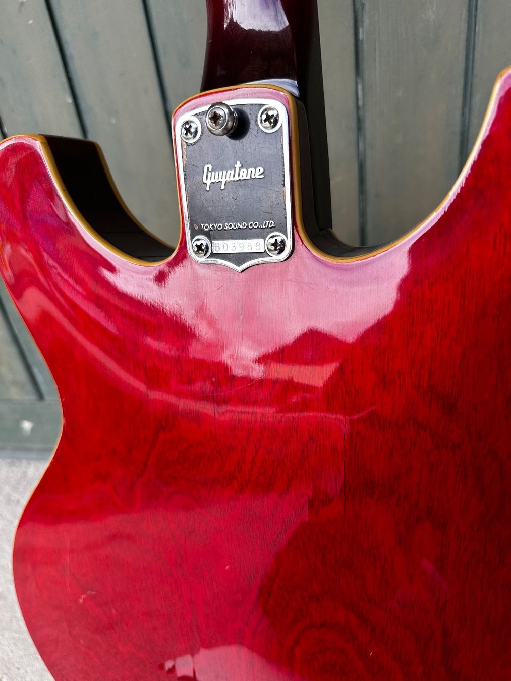 Strumenti musicali: GUYATONE Blues - und Jazzgitarre 1975 – Usato da Tschierv venduto da Screamingwolfguitars 5
