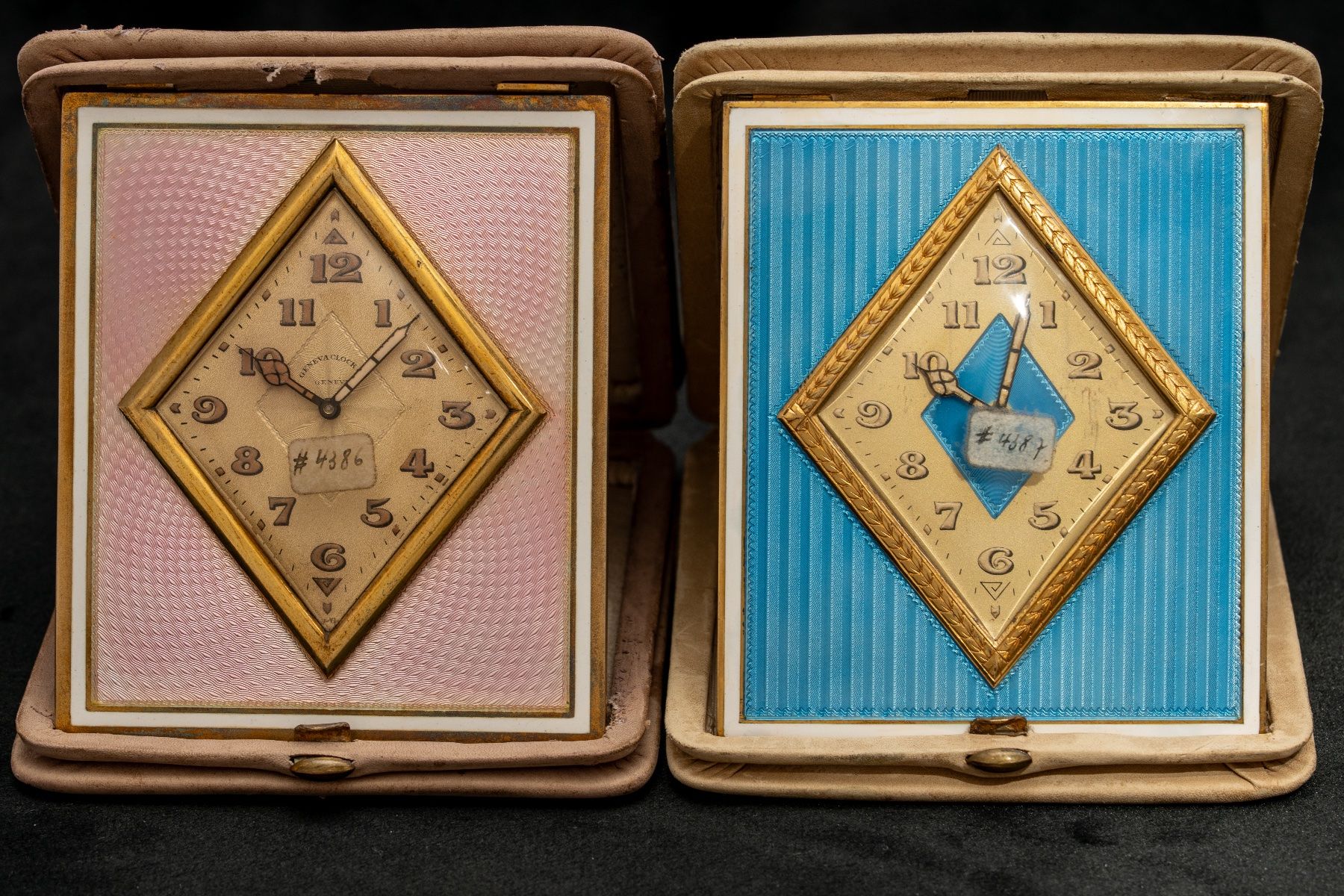 Orologi da terra & Orologi da parete: 2 silver enamel clocks early 20th century, NOS condition – Usato da Bern venduto da watch.and.write.bern