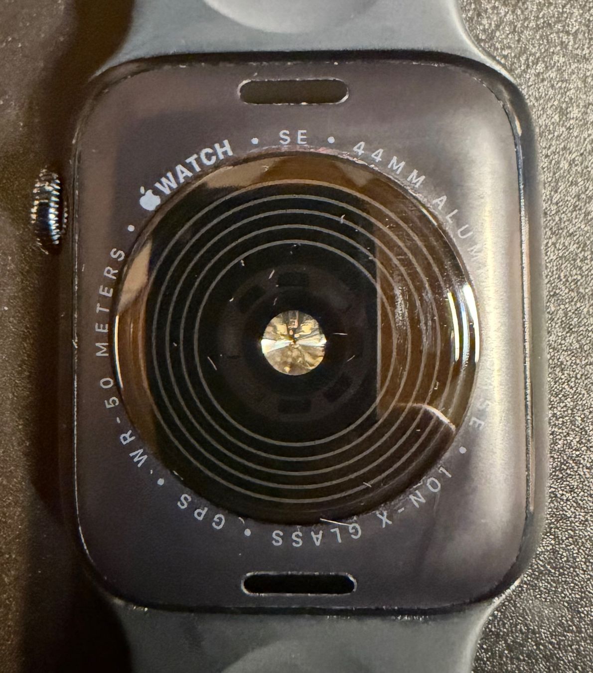 Apple Smartwatch: Apple Watch SE 2 44mm GPS – Usato da fribourg venduto da Micco 1