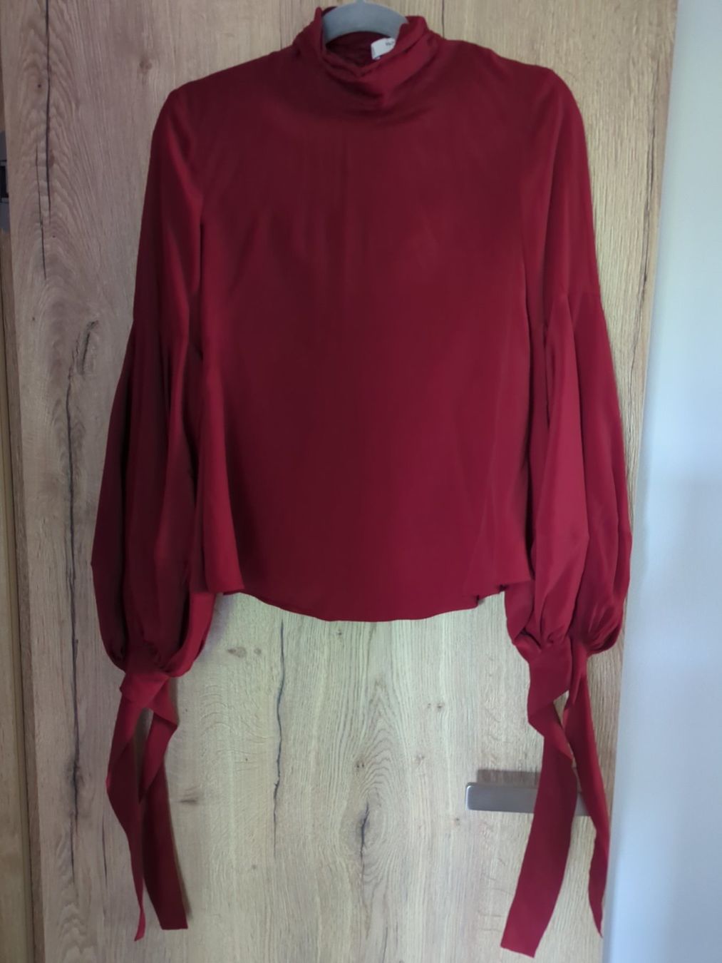 Blusen: Elegante Bluse aus Seidenmischung/Gr S – Neu (gemäss Beschreibung) aus Zug von sunshinestateofmind