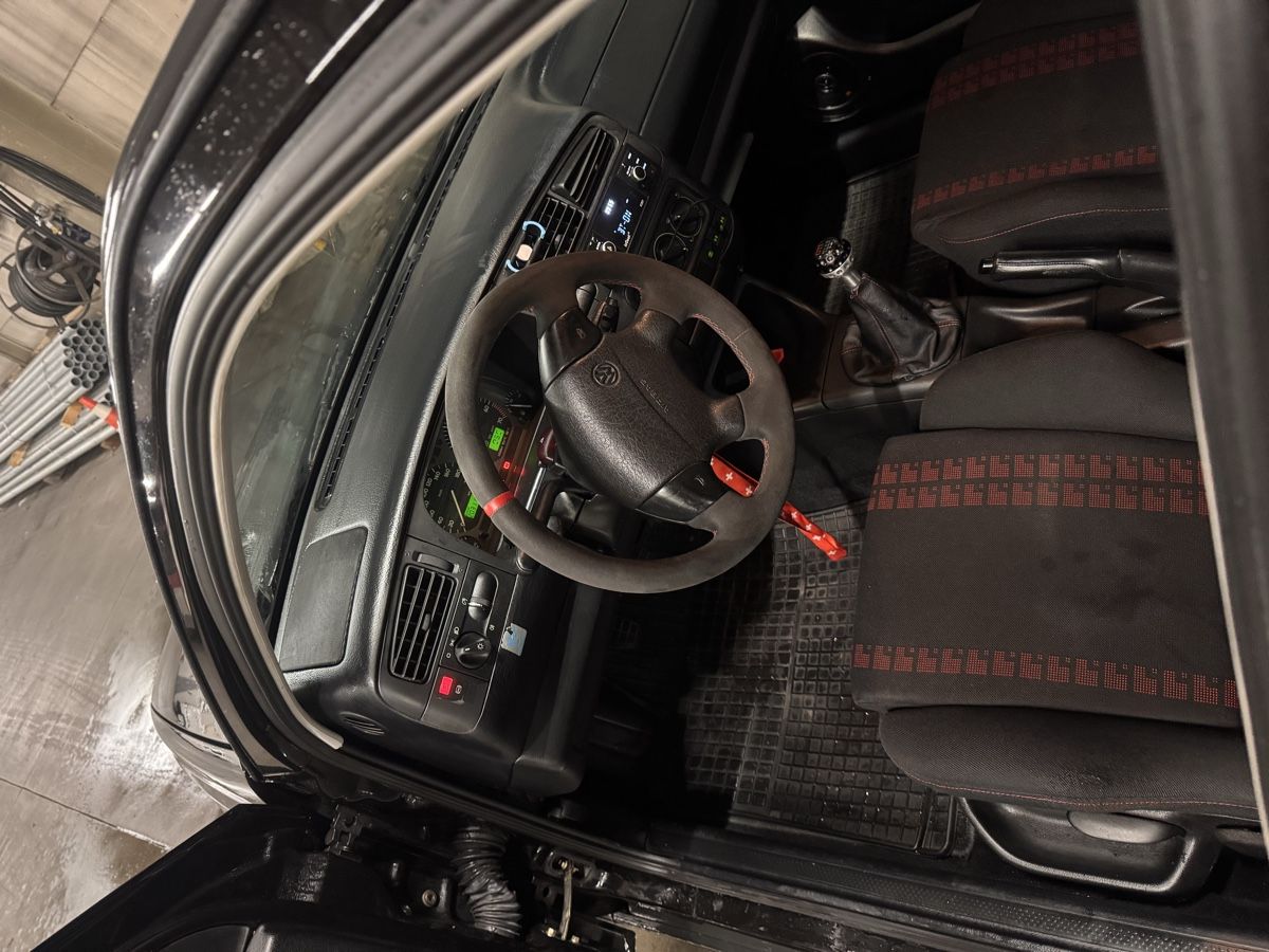 VW Automobili: Vw Golf 3 Gti  – Usato da St. Gallen venduto da Temiibenz 5