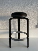 alter Barhocker