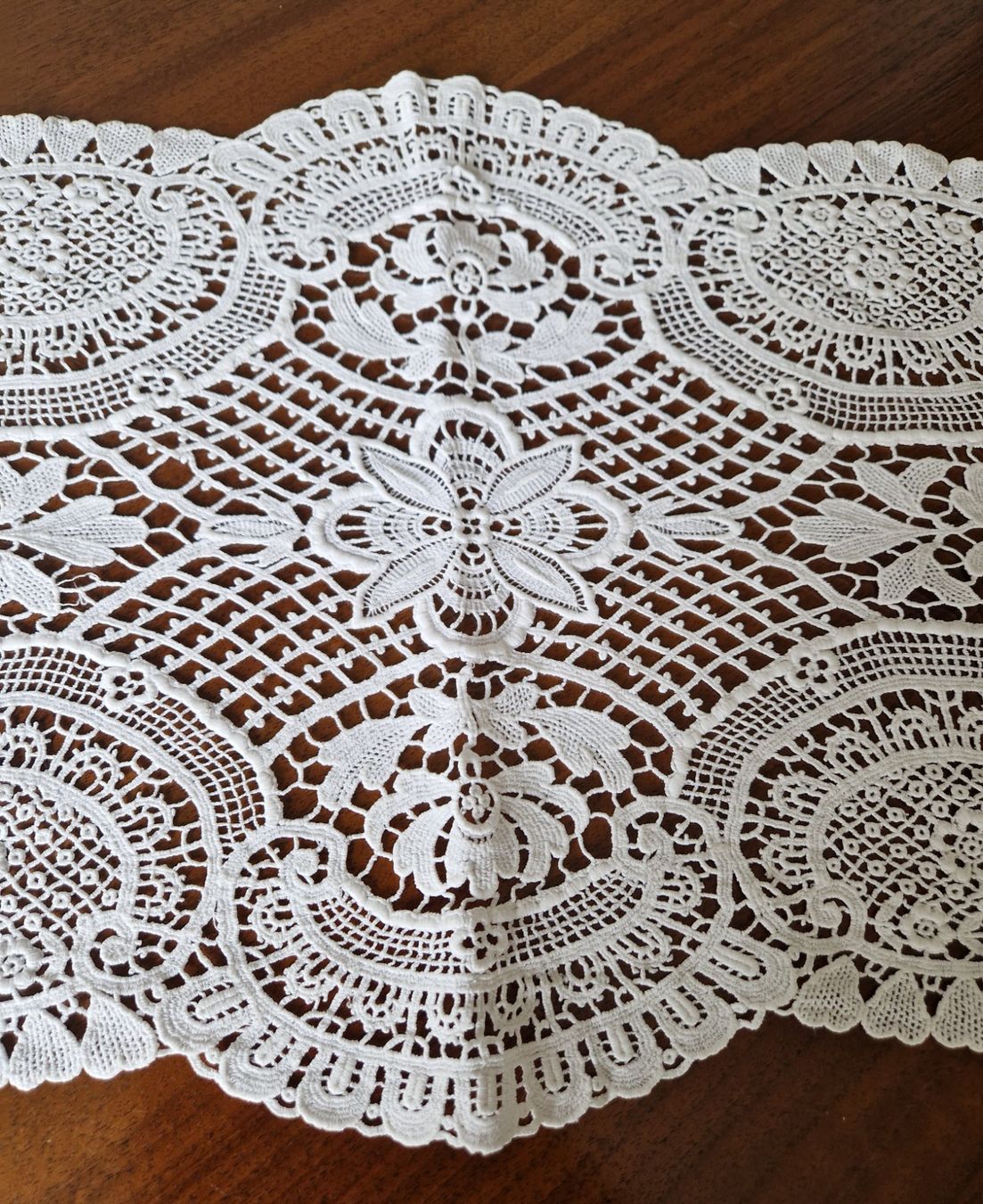 Altra biancheria da tavola: Plauener Spitze 76x32cm – Nuovo (secondo la descrizione) da Bern venduto da Antikbatik 1
