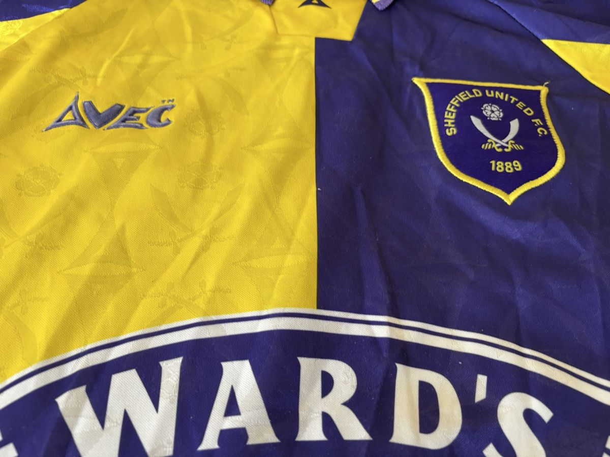 Canottiere & Pantaloni: Sheffield United maillot  – Usato da Le Grand-Saconnex venduto da focamix 1