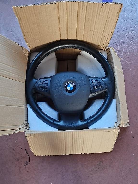 Tutti pezzi di ricambio auto: BMW X5 E70 Lenkrad Original – Usato da Wohlen AG venduto da ConvexExile05