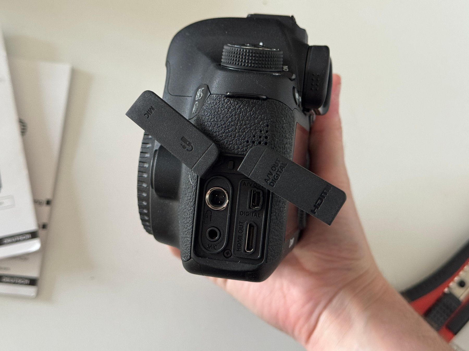 Canon Fotocamera: Kamera Canon EOS 6D Body ohne Akku – Usato da Rheinfelden venduto da Eldritchwitch 3
