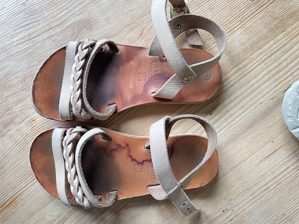 Chaussures filles: Leder Sandalen Gr. 29 – D'occasion à Basel par Tulipana_Miao