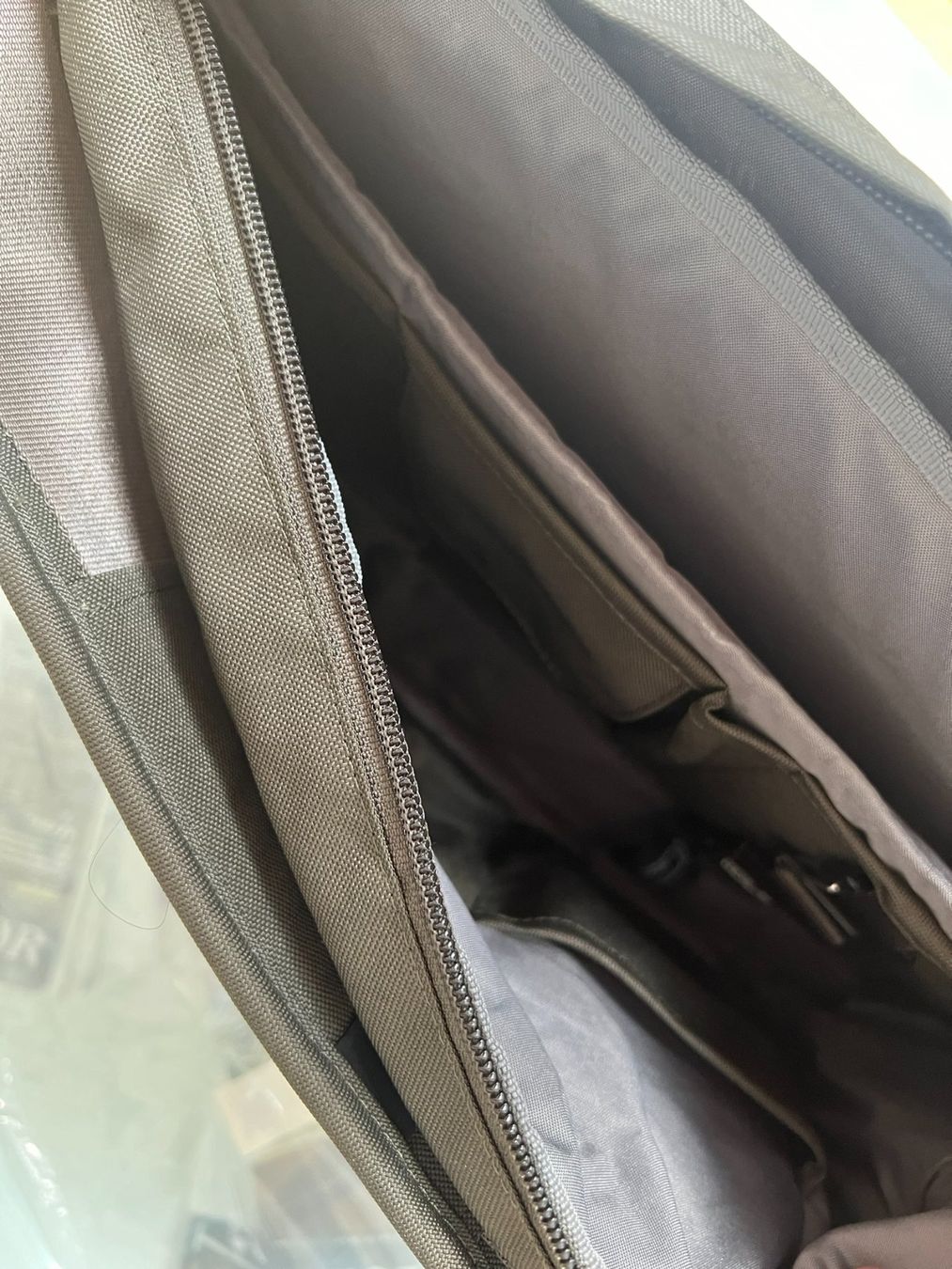 Valigie & Borse: Neue Notebook-/Businesstasche von Jack Wolfskin – Nuovo e nell'imballaggio originale da Biel-Benken BL venduto da Aplus0 3