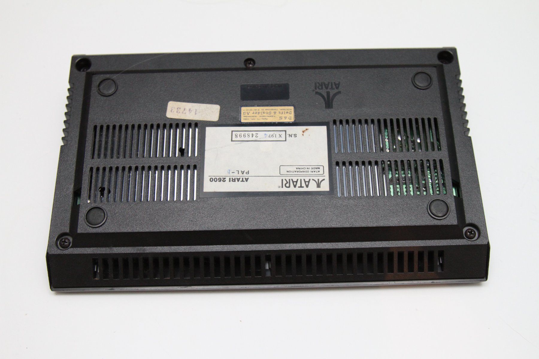 Atari Console: Atari 2600 Junior mit Spielen – Usato da Basel venduto da camelot99 2