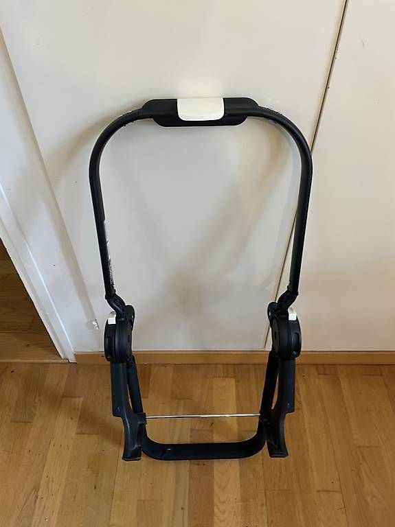Carrozzine: Cadre Bugaboo Donkey 2 noir  – Usato da Genève venduto da Alamirk 1