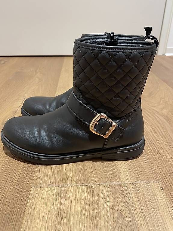 Schuhe für Mädchen: Geox Herbst/Winterstiefel Leder Grösse 37  – Gebraucht aus Binningen von larstacke 2