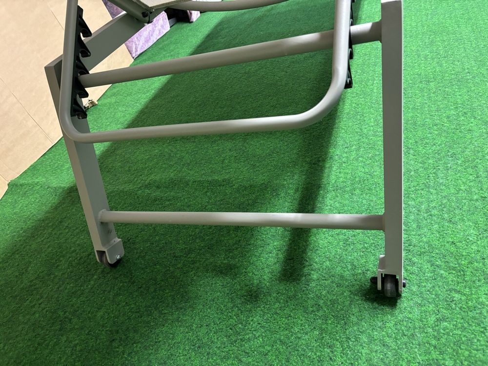 Pfister Chaises longues: Liegestuhl Aluminium – D'occasion à Zug par Deks 3