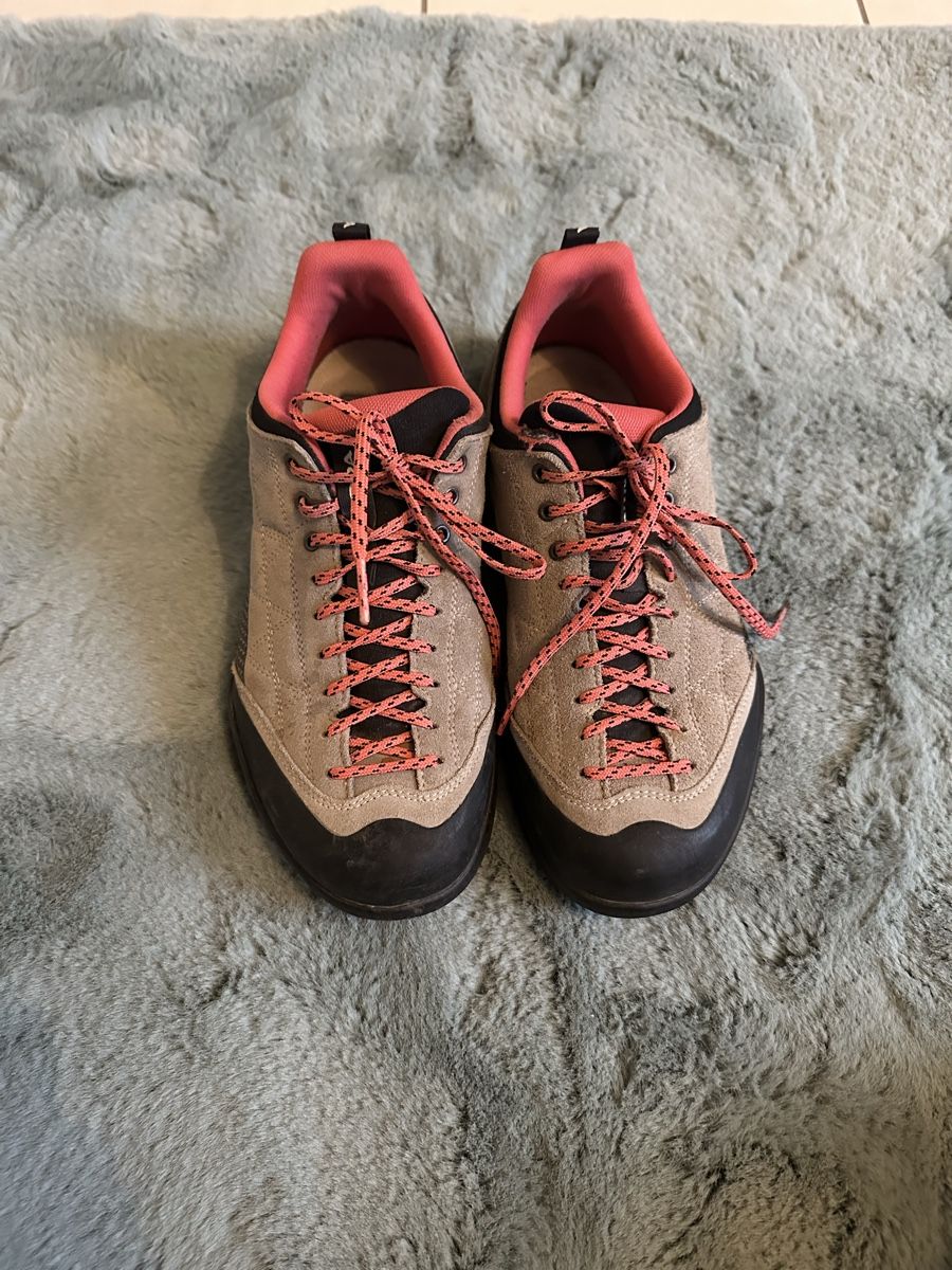 Scarpa Scarpe da uomo: Scarpa 39.5 – Usato da Balerna venduto da GretaM 1