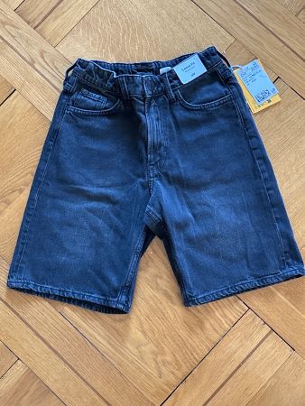 Shorts Grösse 140 NEU