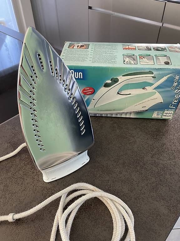 Bügeleisen: Dampfbügeleisen.  ( BRAUN ) – Gebraucht aus ossingen von franco057 1