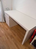 Bürotisch