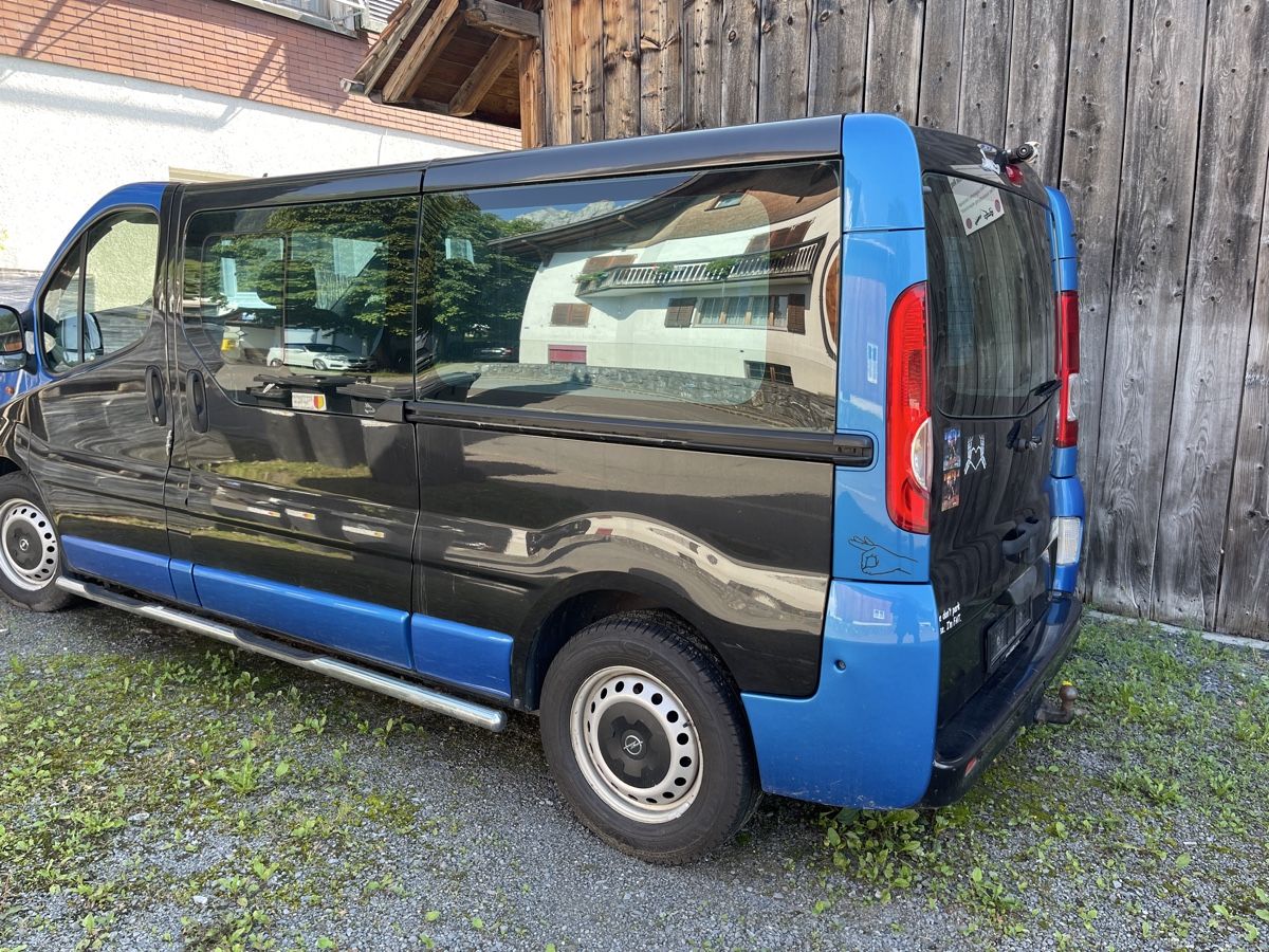 Opel Autos: Opel Vivaro – D'occasion à Sax par Niicii04 1
