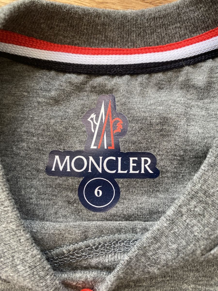 Moncler Camicie, T-shirt & Polo: T-Shirt Moncler Gr.116 neu – Nuovo (secondo la descrizione) da Affoltern am Albis venduto da Vsyra 2