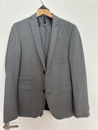 Club of Gents Anzug Gr. Für ca 16 Jahre Slim Fit, Grau