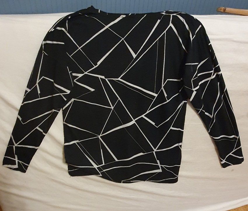 T-shirt: Langarmshirt von Kenny S. Gr.36 – Nuovo (secondo la descrizione) da Unterentfelden venduto da LookoutMt 5