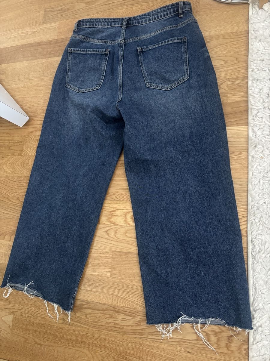 Jeans: Jeans gr.36 moderne 7/8 hose – Gebraucht aus Zug von Biki72 1
