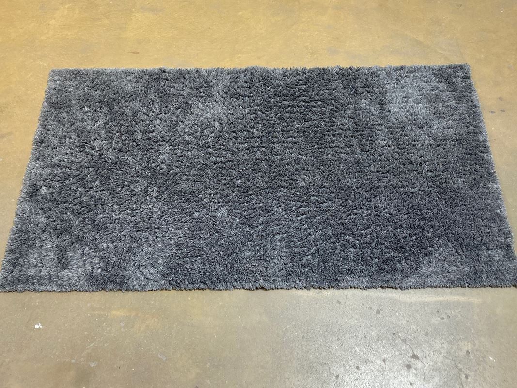 Ikea Teppiche: IKEA | Teppich | Lindknud | 80x150cm | Dunkelgrau – Gebraucht aus Wittenbach von Restwert_St-Gallen