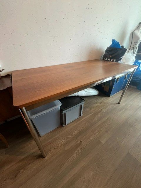 Interio Tavoli: Tisch / Interio / Gestell Edelstahl / Holzplatte – Usato da Meggen venduto da heyleg1