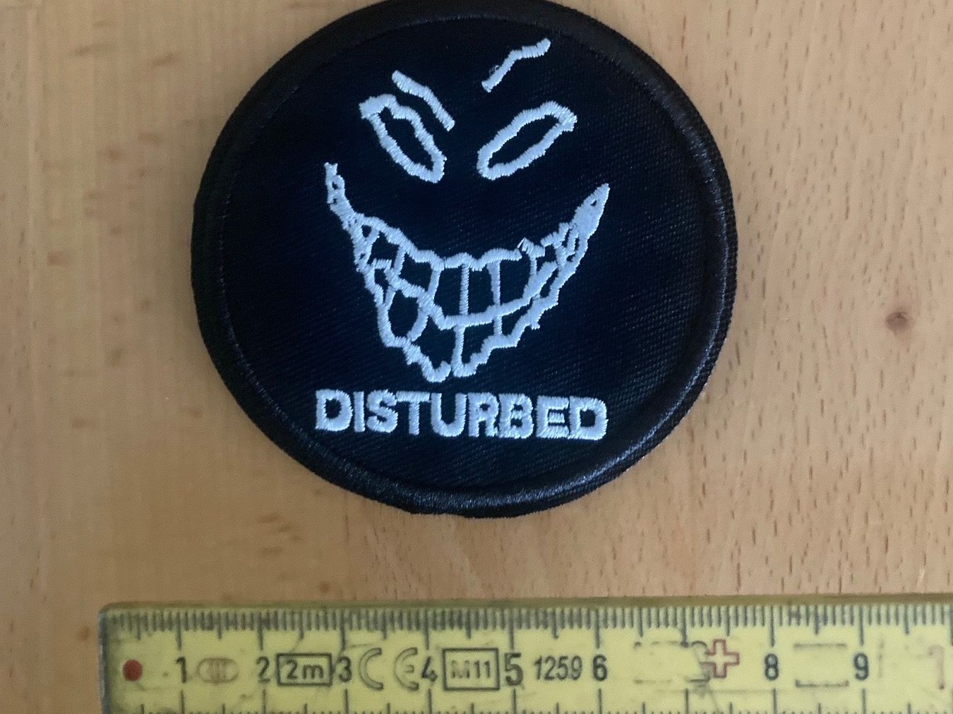 Toppe: Disturbed Patch Sticker Aufnäher Metal Rock Band 2 – Nuovo (secondo la descrizione) da Horn venduto da abutre72