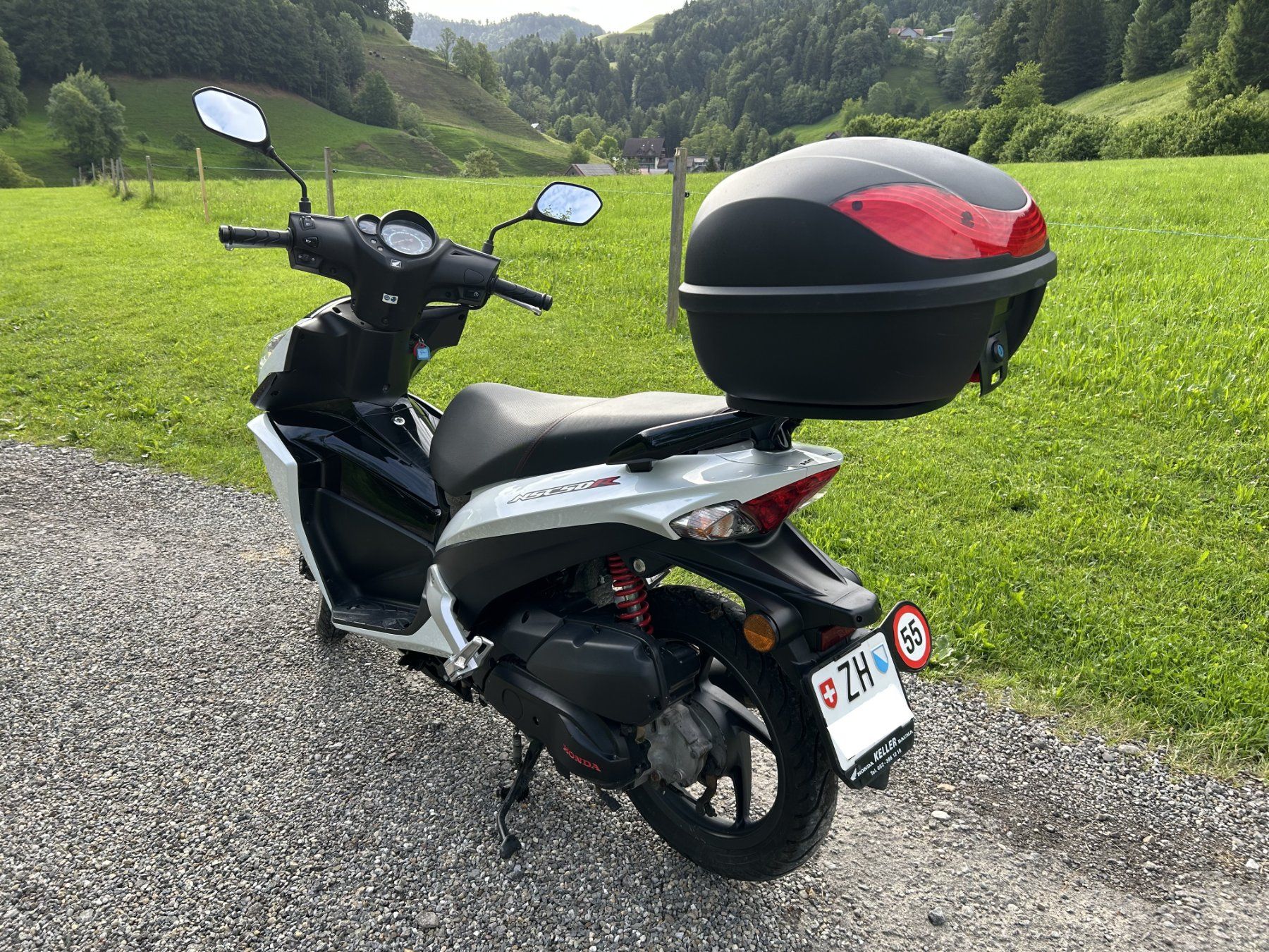 Honda Strada: Roller, Motorrad, Honda NSC50 T2 – Usato da Steg im Tösstal venduto da Dobe13 1