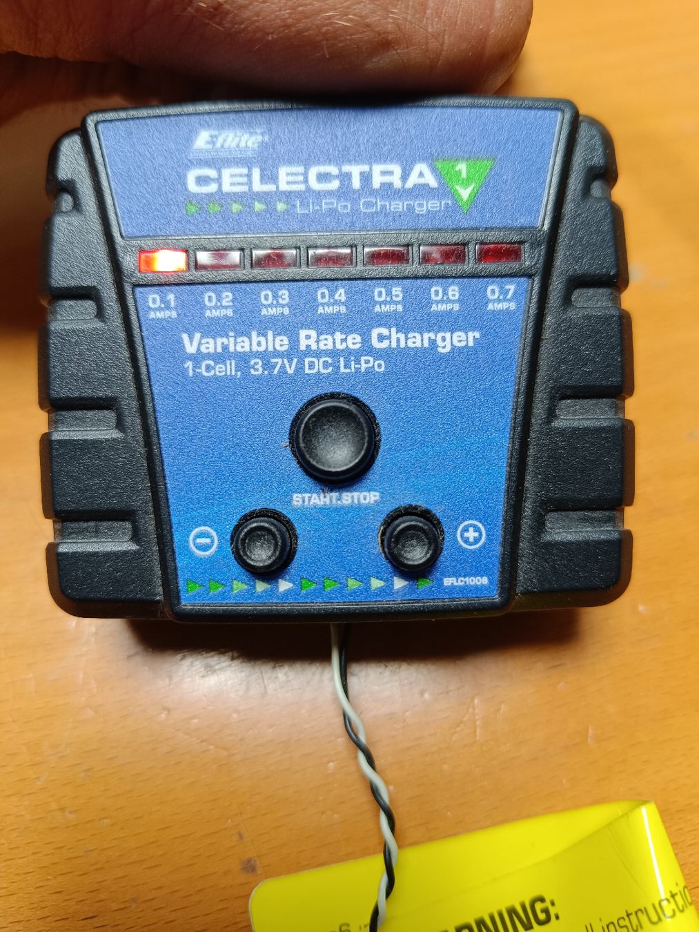 Batterie, Caricabatterie & Alimentatori: CELECTRA V Li-Po Ladegerät Variable Rate Charger(em76) – Usato da Künten venduto da Schnaepplihuus 1