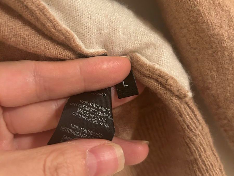 Pullover & Sweatshirts: 100% Kaschmir Cardigan – weich & stilvoll (verkleinert) – Gebraucht aus Zürich von mai_sxv7 4