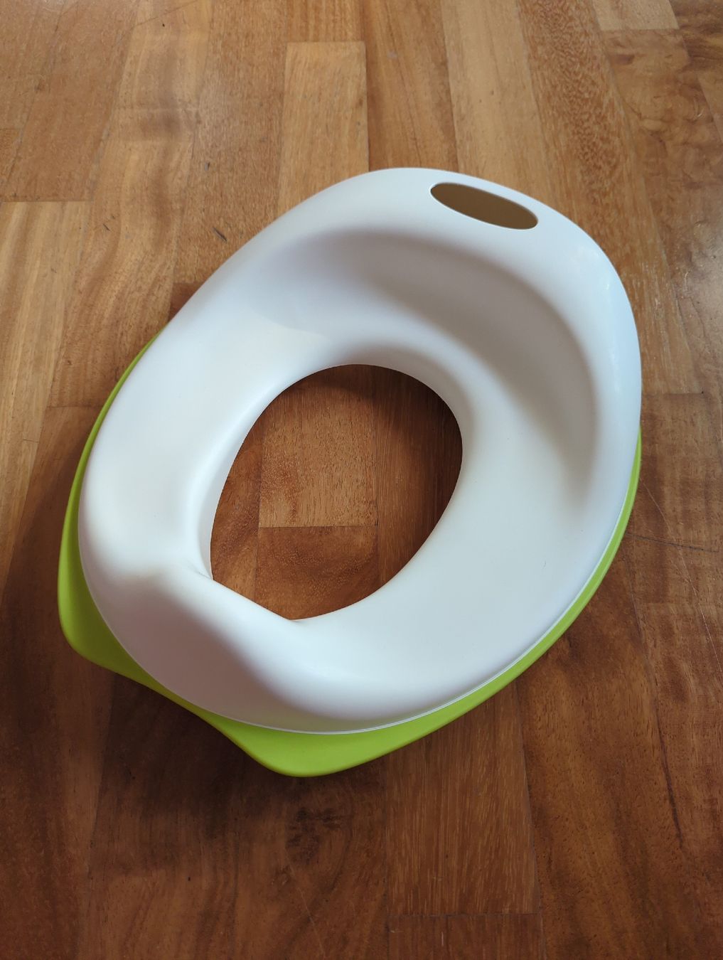 Ikea WC: Ikea Tossig Toilettensitz – Gebraucht aus Eglisau von raf_hn2x