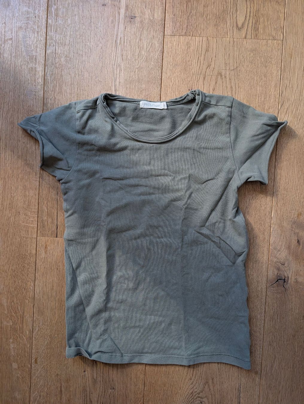 Camicie, T-shirt & Polo: T-Shirt von Phil&Phae in Khaki – Usato da Winterthur venduto da blubb_