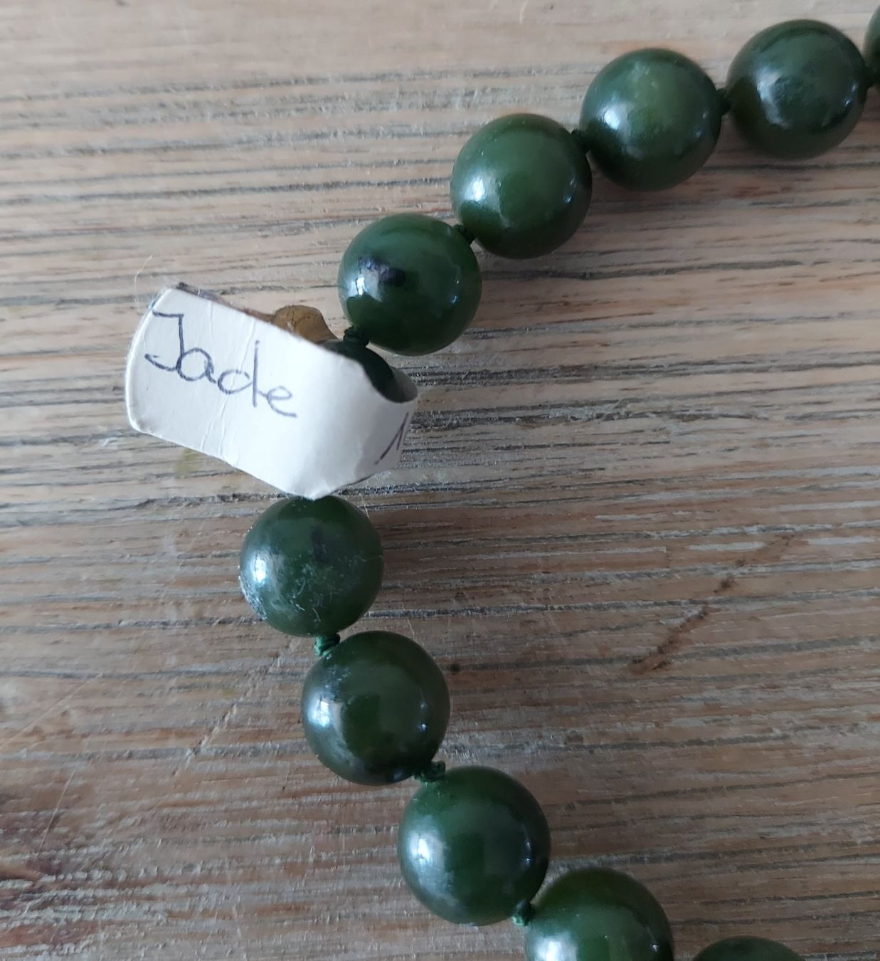 Catenine: Neue Jade Halskette, 10mm Durchmesser, 66cm lang – Nuovo (secondo la descrizione) da Basel venduto da Mazzo84 1