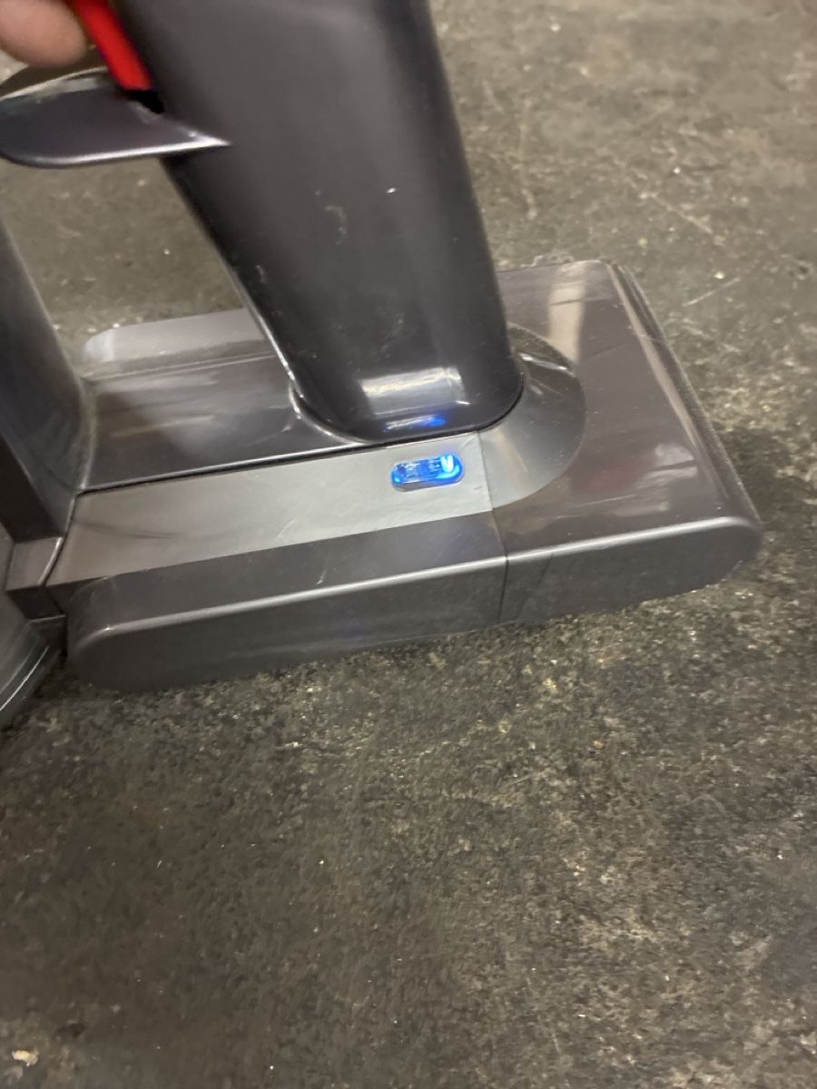 Dyson Aspirateurs & Accessoires: Dyson Staubsauger defekt  – Défectueux à Laufen par c44 2