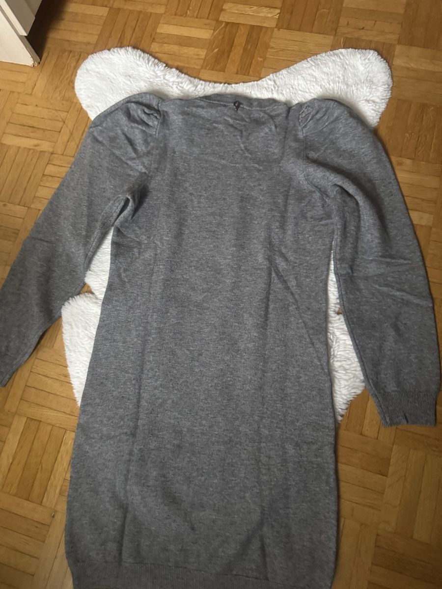 Kleider: Dixie Strickkleid grau mit Strasssteinen Grösse S – Neu (gemäss Beschreibung) aus Kriens von mav_hd9r 2