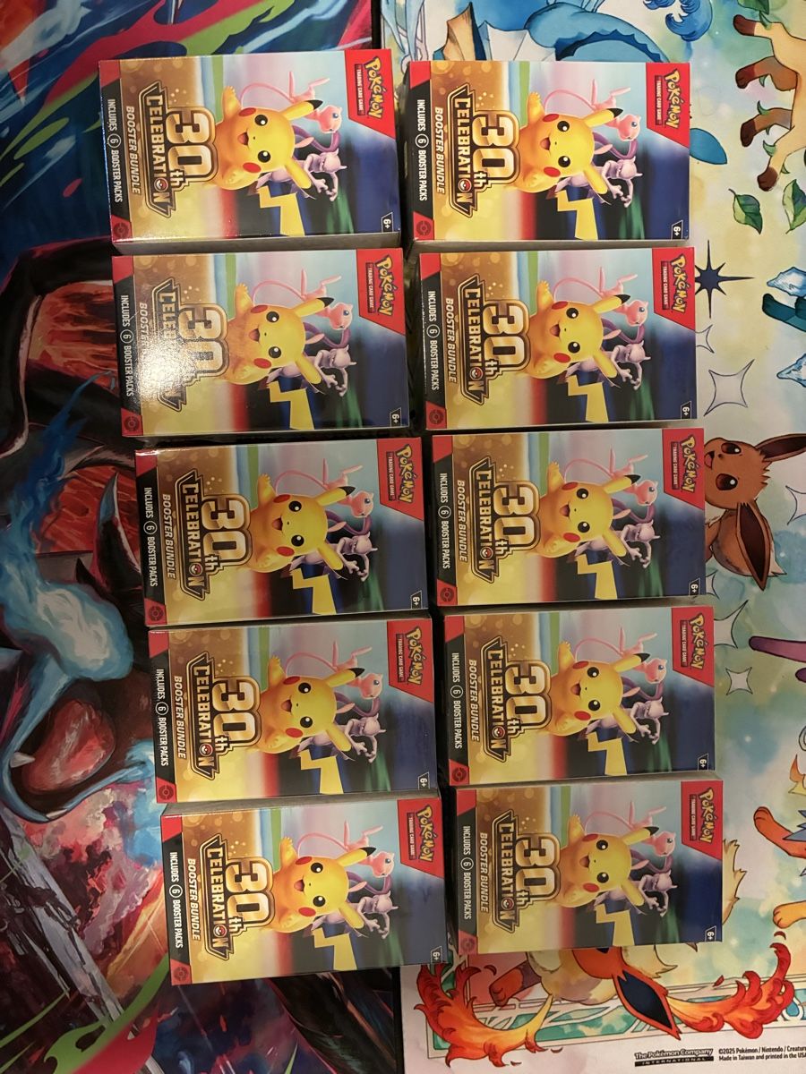 Pokémon Sammelbilder & Trading cards: Pokemon 30th Celebration Booster Bundle 10x - EN – Neu (gemäss Beschreibung) aus Männedorf von mutschellen8 2