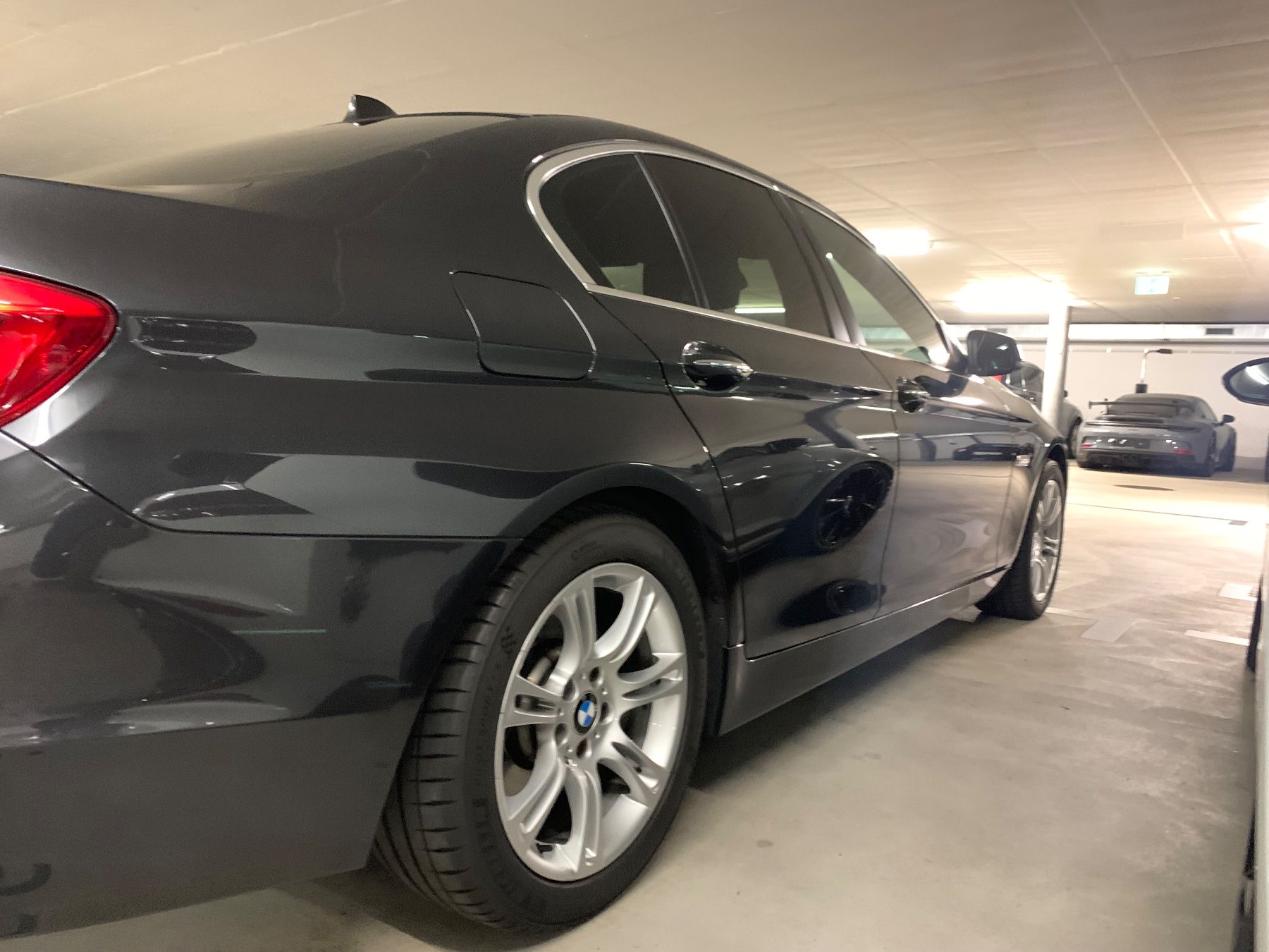 BMW Automobili: BMW F10 535i – Usato da Basel venduto da valokuvaaja 4