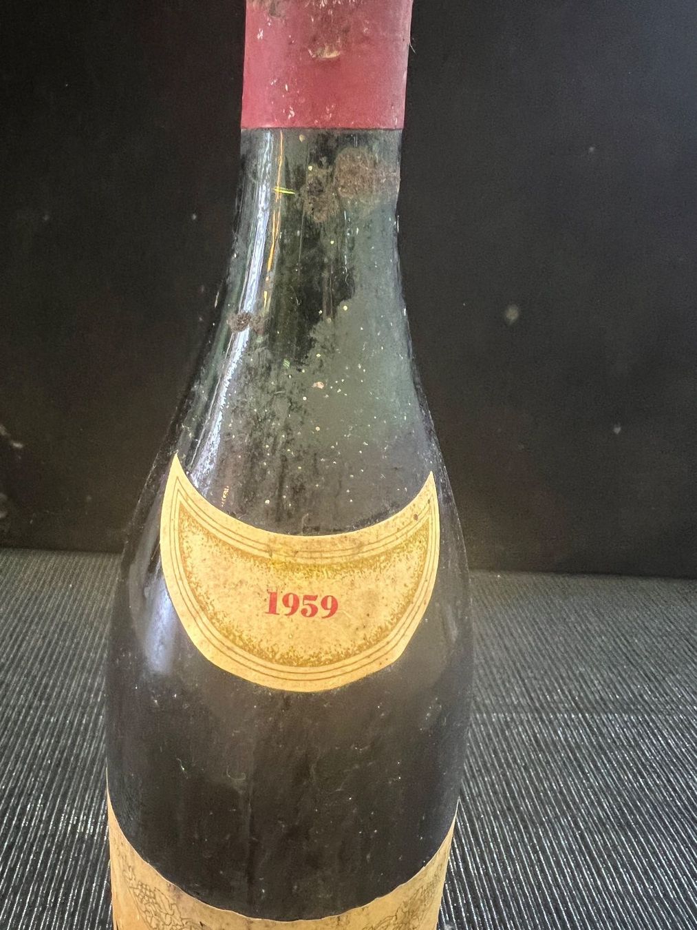 Vino: NUITS SAINT GEORGES 1959 – Nuovo (secondo la descrizione) da Genève venduto da Leboucheoreilles 1
