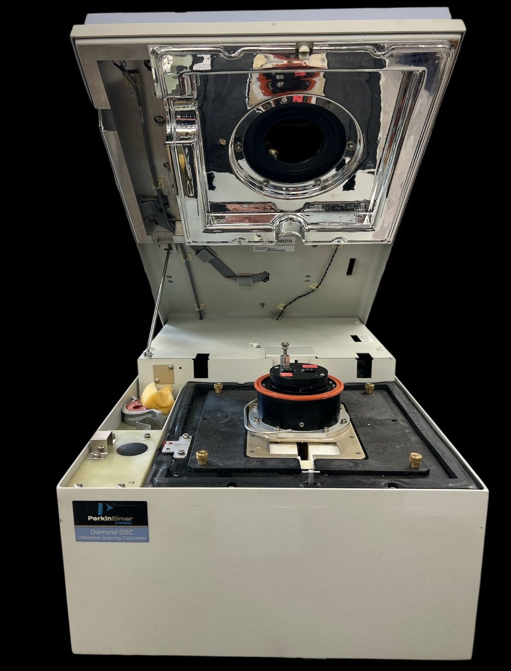 Laborzubehör: PerkinElmer Diamond DSC Differential Scanning Calorimeter – Gebraucht aus Niederdorf von LeptonAG_Labor 1