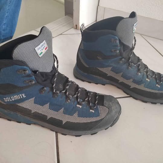 Dolomite Scarpe da uomo: Chaussures Dolomite de taille 47 – Usato da Fully venduto da sie_5sv2