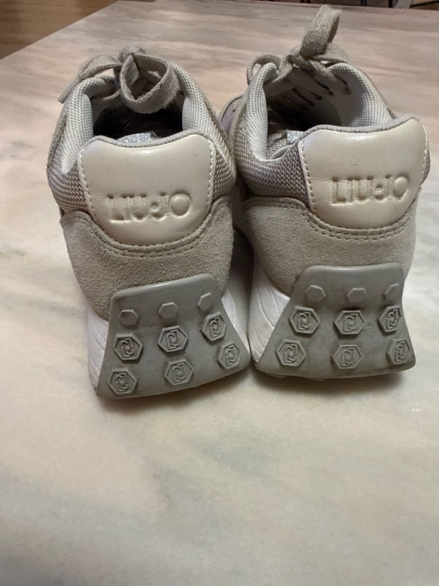 Liu Jo Scarpe da donna: LIU JO Sneakers, Damen Grösse 39 – Usato da Schlieren venduto da Schnaepliparadies 2