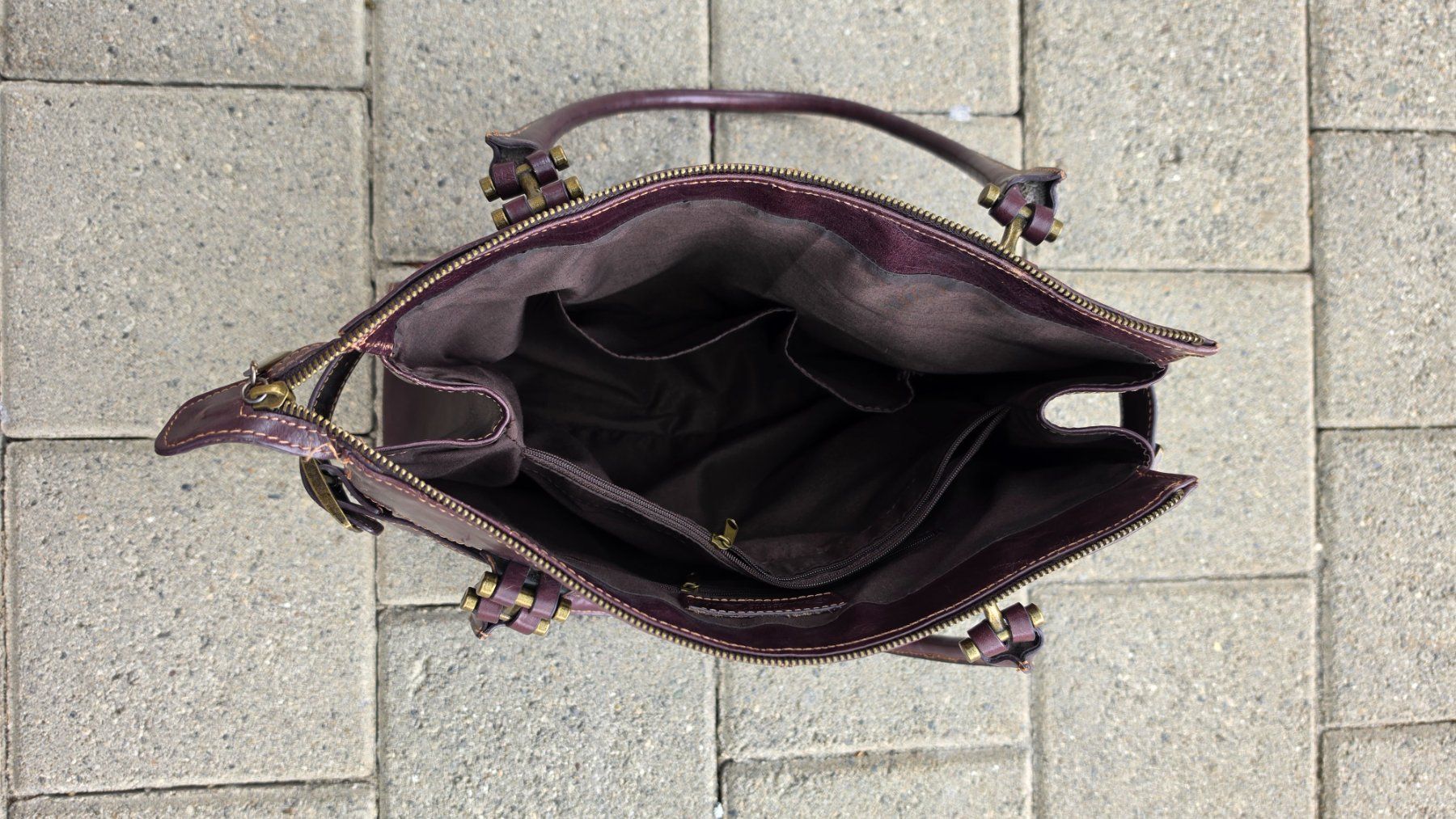 Borse: Echtleder Handtasche "Giovanni Luigi" MILANO – Nuovo (secondo la descrizione) da Winterberg ZH venduto da Trix 4