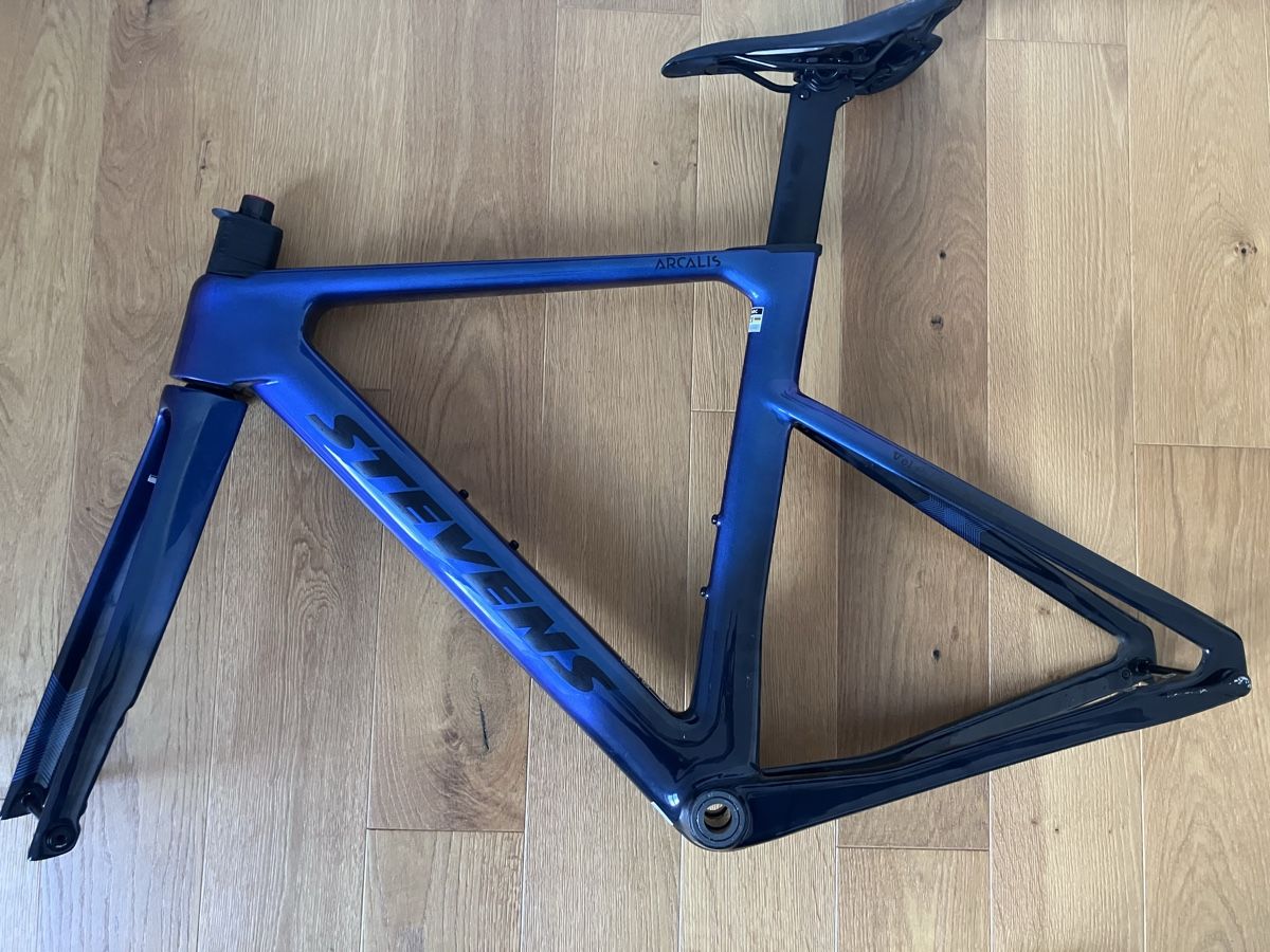 Stevens Biciclette: Stevens Arcalis Carbon Rahmen 51 – Usato da Dotzigen venduto da Obischwei7 1