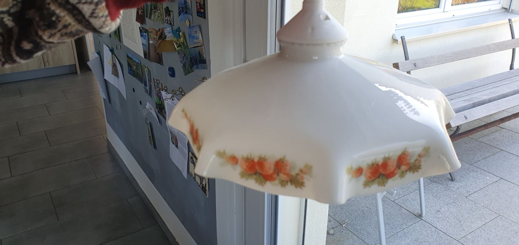 Lampadari & plafoniere: Antike erdbeer glas lampe – Usato da Mammern venduto da Iten-chris 1
